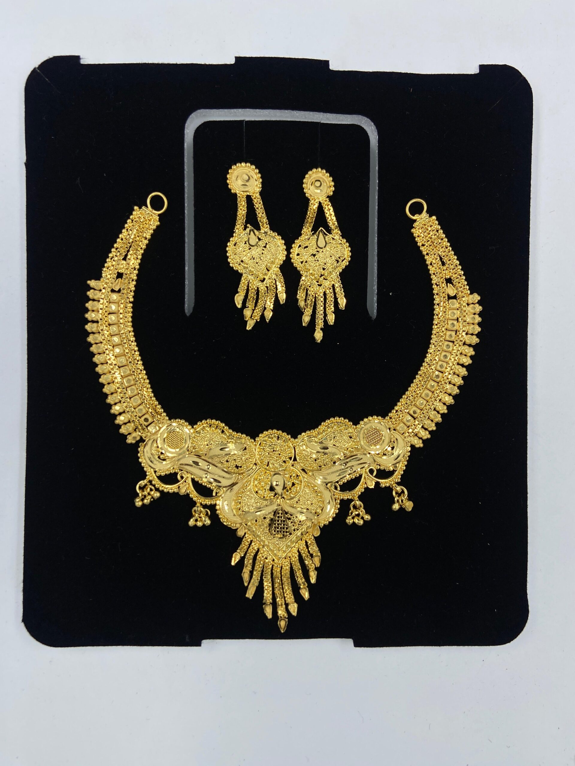 IMG-20250620-WA0015 FORMING NECKLACE - Image 1