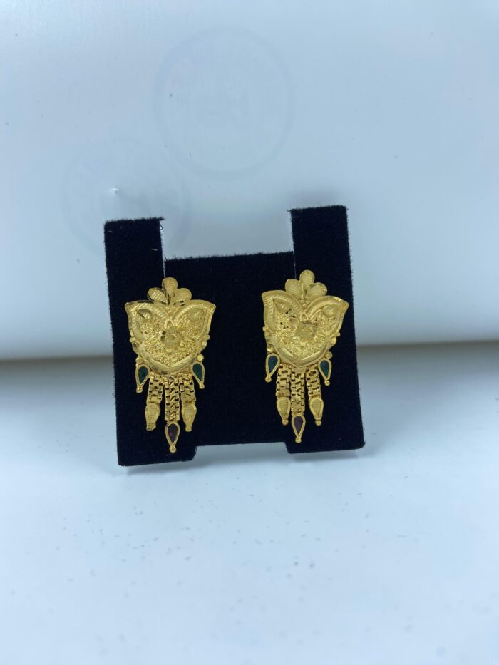 FORMING EARRINGS - Image 1