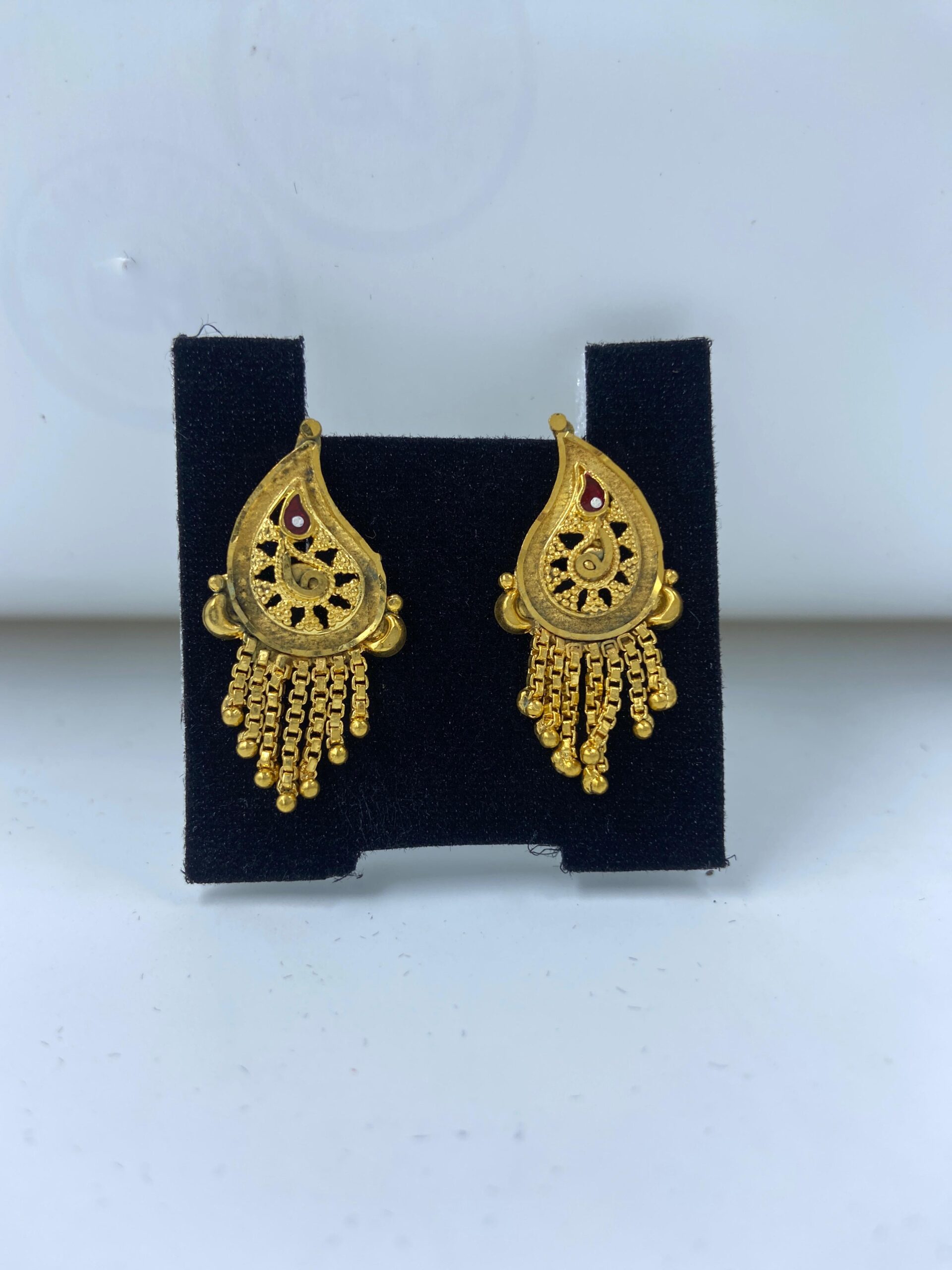 IMG-20250630-WA0047 FORMING EARRINGS - Image 1